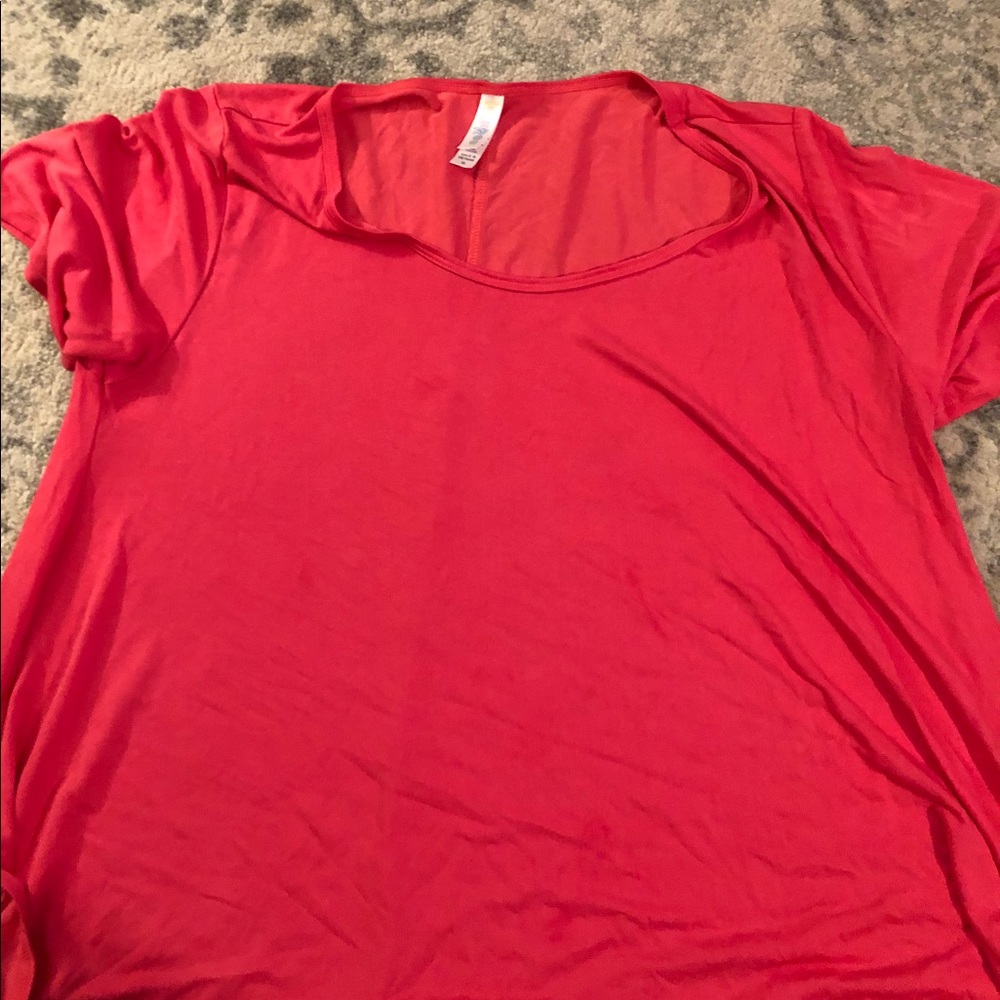 LulaRoe Pink Perfect Tee, XL